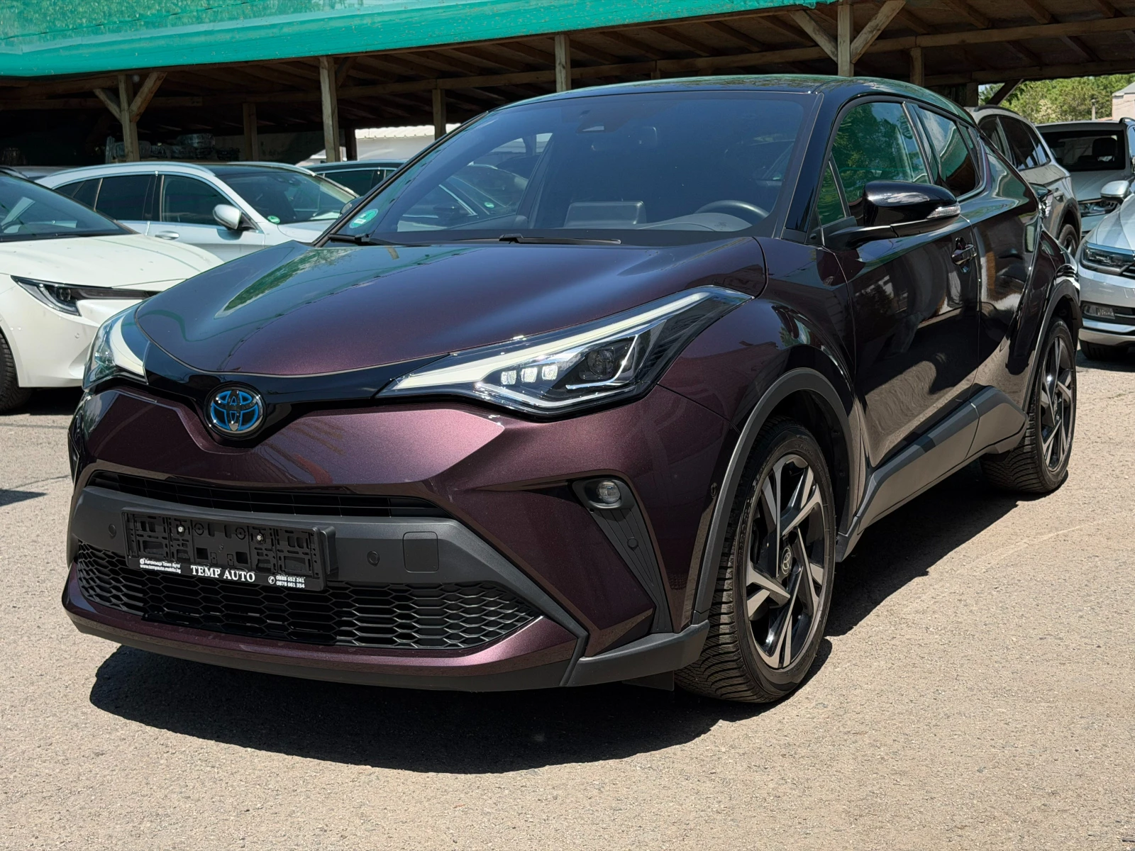 Toyota C-HR 2.0* 184к.с.* СЕРВИЗНА КНИЖКА С ПЪЛНА ИСТОРИЯ