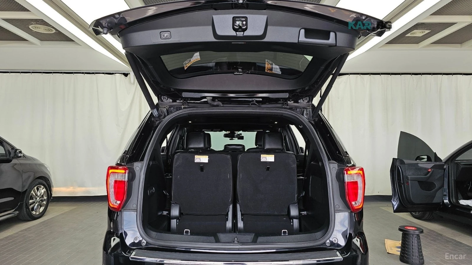 Ford Explorer * LIMITED* ПАНО* KEYLESS* Camera* ПОДГРЕВ* , снимка 17 - Автомобили и джипове - 55099051