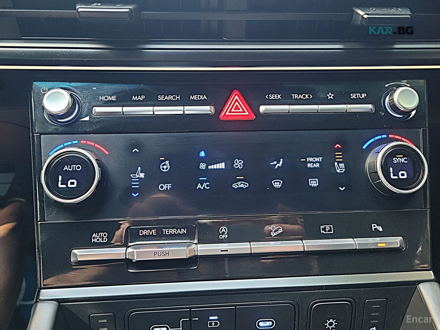 Hyundai Santa fe * 2.5T* 4WD* CALLIGRAPHY* ПОДГРЕВ* ОБДУХВАНЕ* 360*, снимка 15 - Автомобили и джипове - 55135154