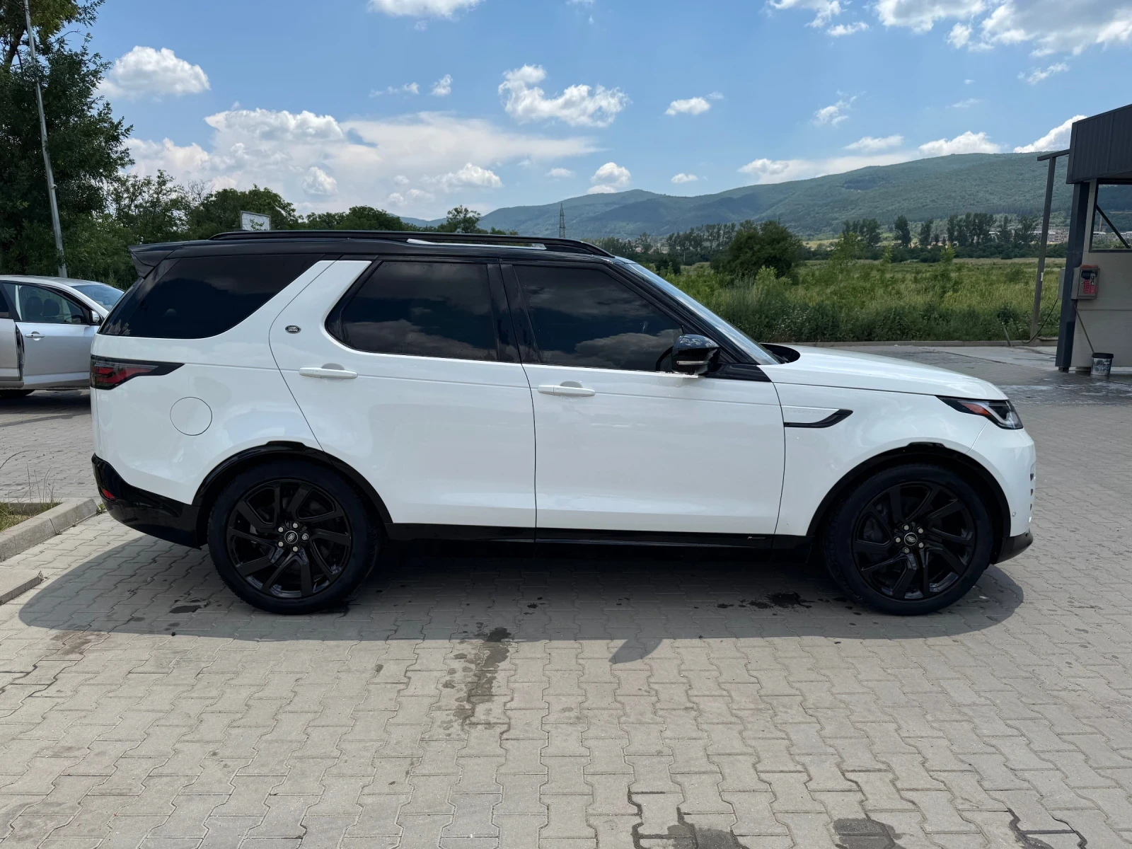 Land Rover Discovery R Design, снимка 3 - Автомобили и джипове - 56232708