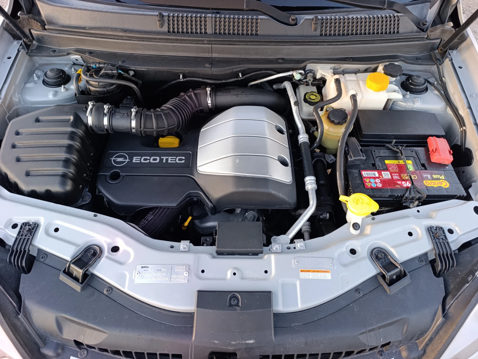 Opel Antara 2.0-CDTi-4x4, снимка 17 - Автомобили и джипове - 56363011