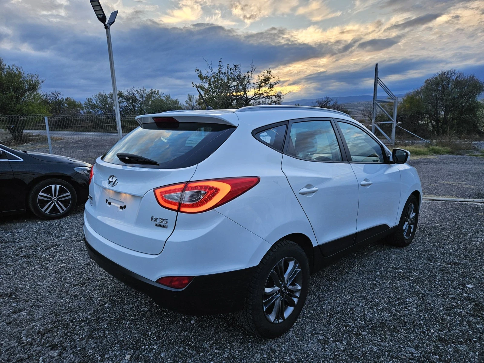 Hyundai IX35 1.7 crdi Facelift Euro5, снимка 5 - Автомобили и джипове - 56726831
