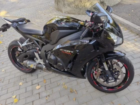 Обява за продажба на Honda Cbr CBR1000RR ABS ~15 800 лв. - изображение 9 | Auto.bg Обява за продажба на Honda Cbr CBR1000RR ABS ~15 800 лв. - изображение 9