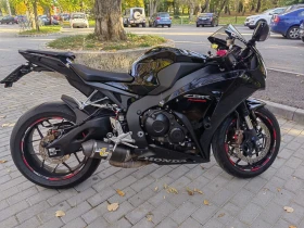 Обява за продажба на Honda Cbr CBR1000RR ABS ~15 800 лв. - изображение 8 | Auto.bg Обява за продажба на Honda Cbr CBR1000RR ABS ~15 800 лв. - изображение 8