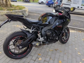 Обява за продажба на Honda Cbr CBR1000RR ABS ~15 800 лв. - изображение 3 | Auto.bg Обява за продажба на Honda Cbr CBR1000RR ABS ~15 800 лв. - изображение 3