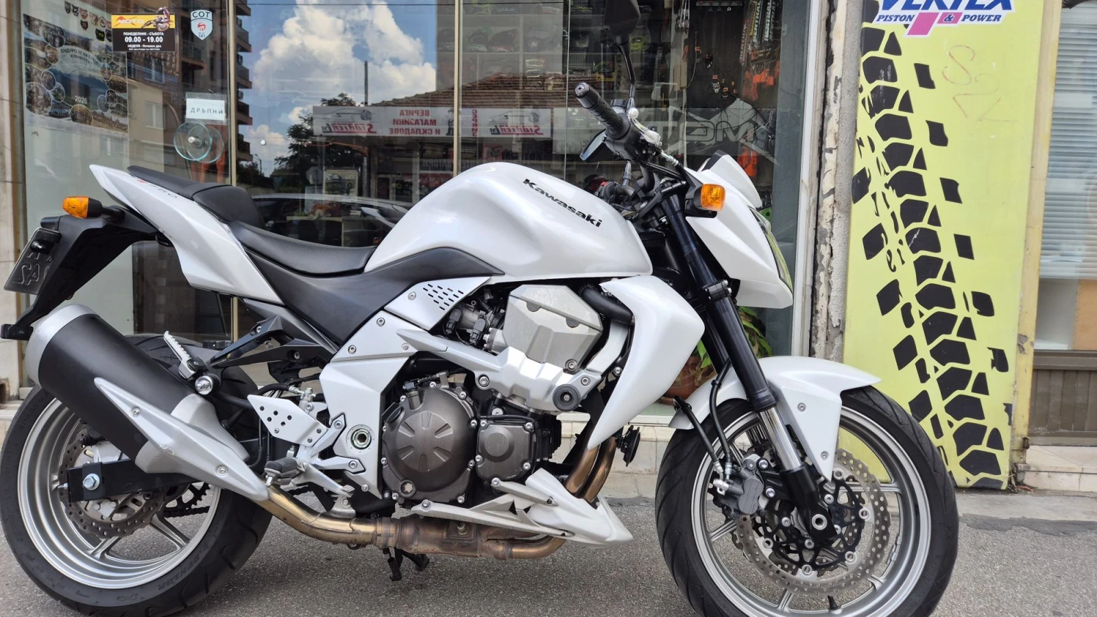 Kawasaki Z 750, снимка 7 - Мотоциклети и мототехника - 56012646