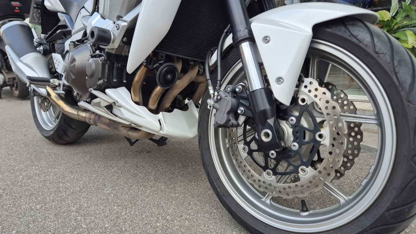Kawasaki Z 750, снимка 9 - Мотоциклети и мототехника - 56012646