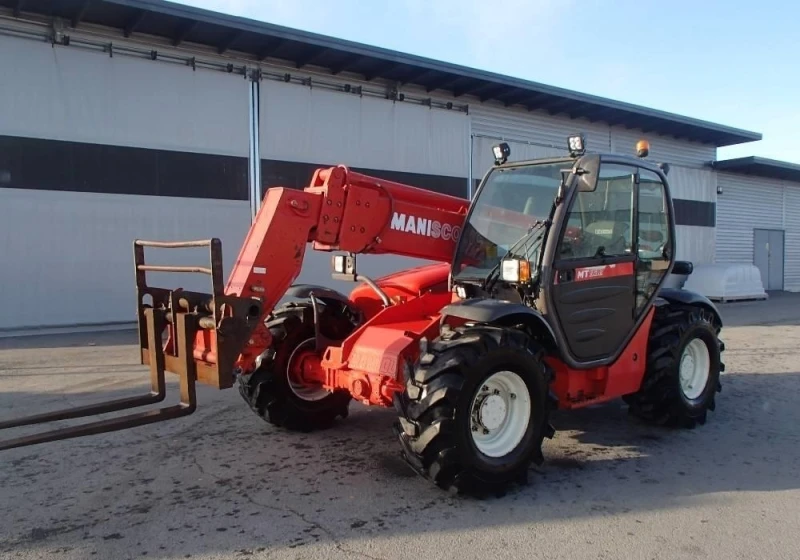 Телескопични товарачи Manitou MT 932 A