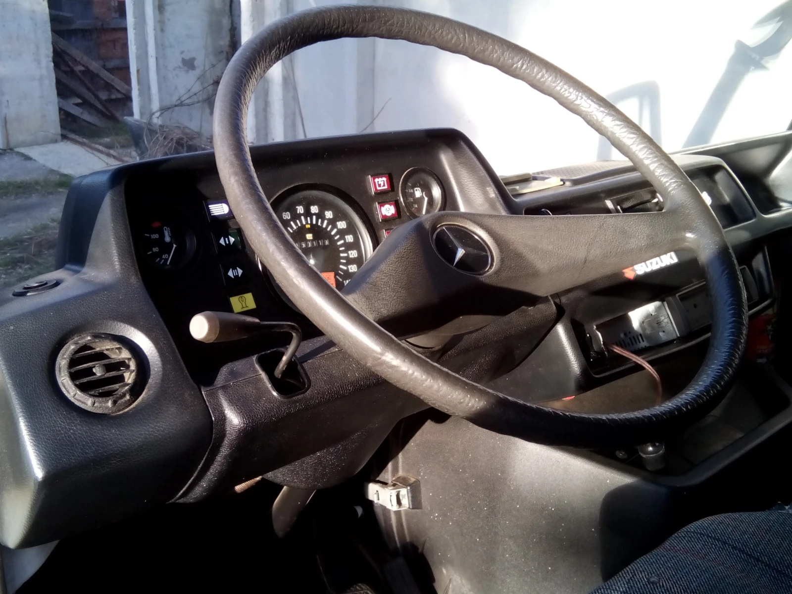 Кемпер Mercedes-Benz 307D CAMPER, снимка 14 - Каравани и кемпери - 56121011