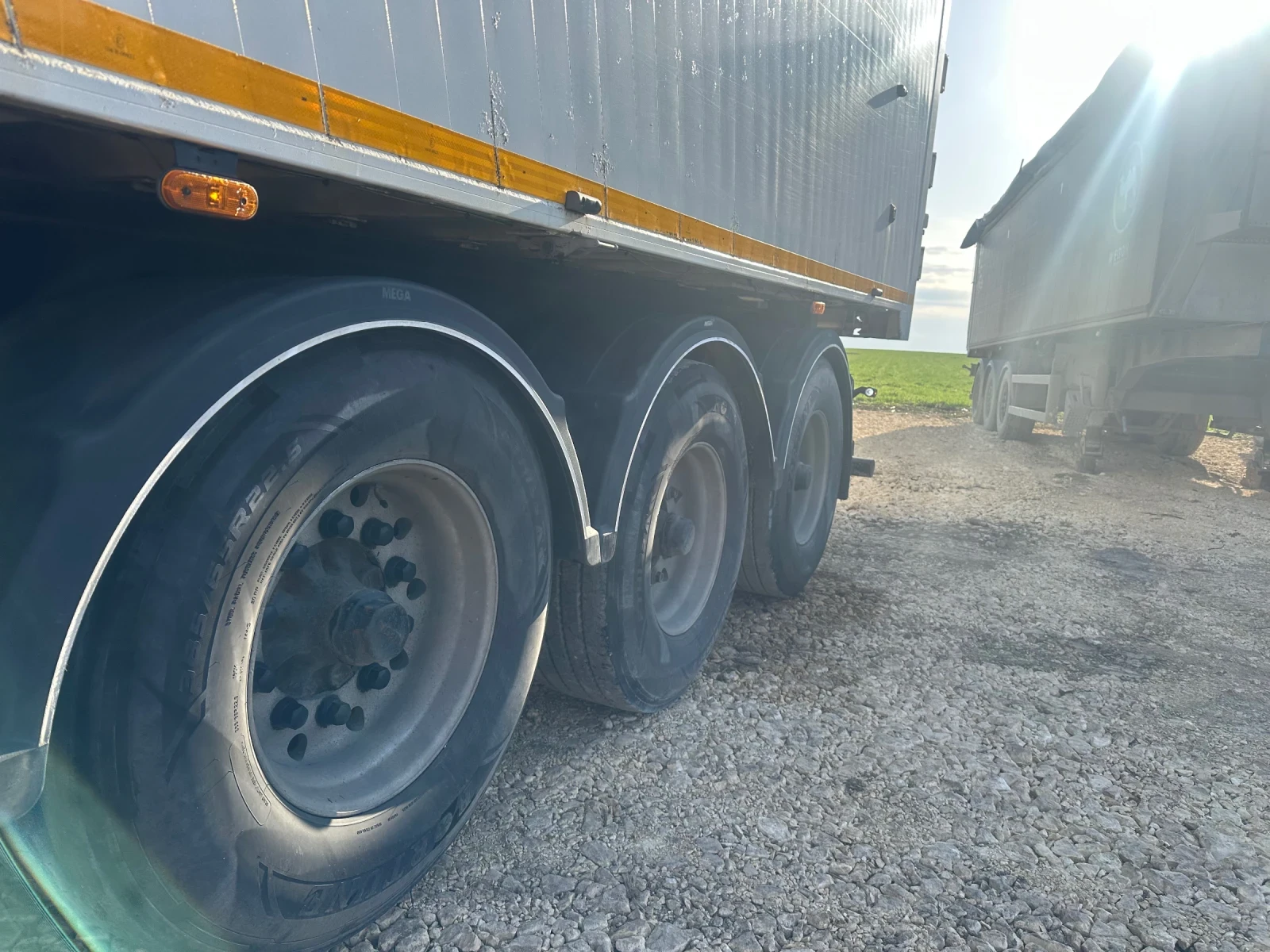  Mega  52  | Mobile.bg   11