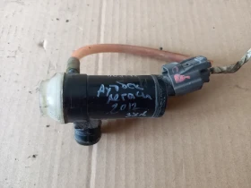 Помпа чистачки Субару Легаси,Аутбек 12г (1)