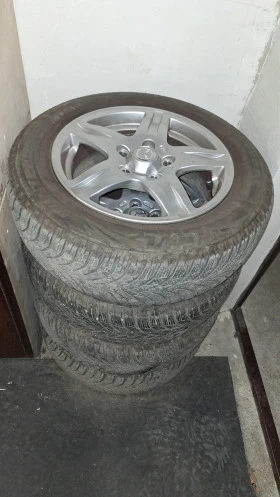 Гуми с джанти Firestone 185/65R15, снимка 1 - Гуми и джанти - 47139383