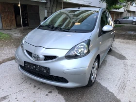 Toyota Aygo 1.0i климатик, снимка 2