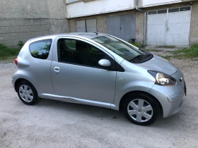 Toyota Aygo 1.0i климатик, снимка 6