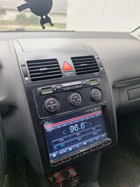 VW Touran 1900 - 2600 € / 5085.16 лв. - 70385507 10