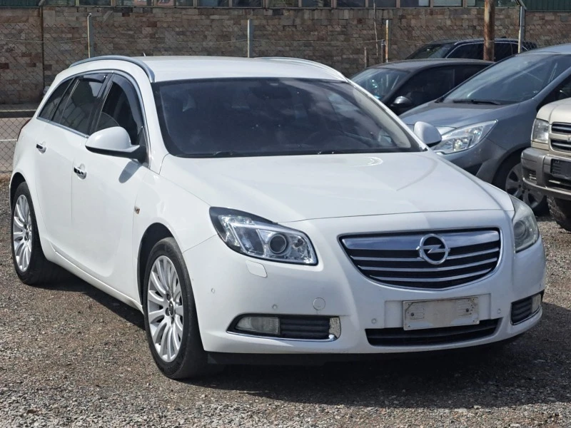 Opel Insignia 2.0CDTI 160к.с. AUTOMAT , снимка 3 - Автомобили и джипове - 45623779