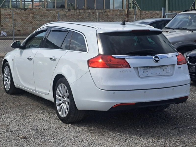 Opel Insignia 2.0CDTI 160к.с. AUTOMAT , снимка 4 - Автомобили и джипове - 45623779