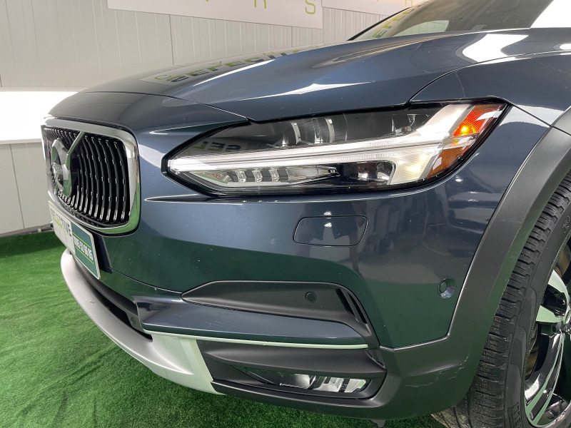 Volvo V90 Cross Country Т6, снимка 2 - Автомобили и джипове - 46830034