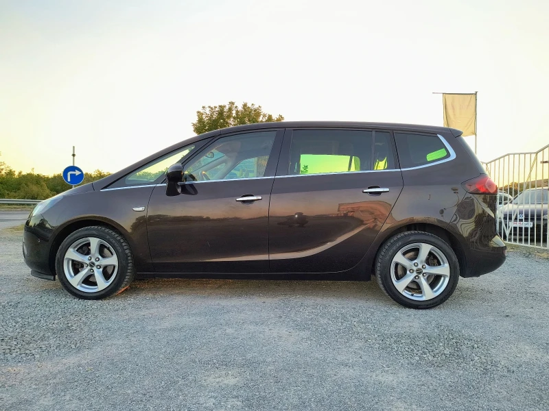 Opel Zafira 2.0-165 КС NAVI-KOJA-PANORAMA!!!!!/DISTRONIC/, снимка 4 - Автомобили и джипове - 47358222