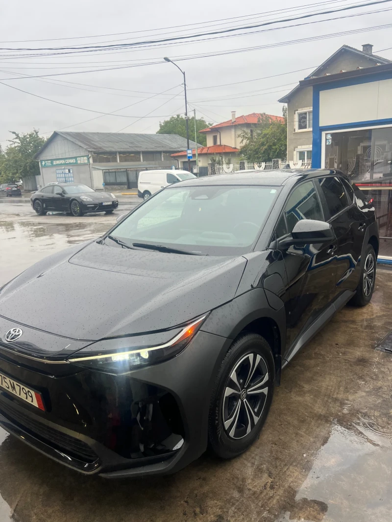 Toyota bZ4X, снимка 7 - Автомобили и джипове - 52077752
