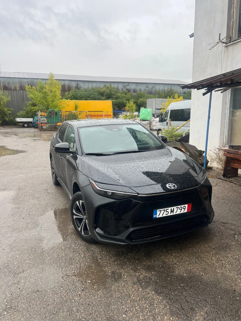 Toyota bZ4X, снимка 4 - Автомобили и джипове - 52077752