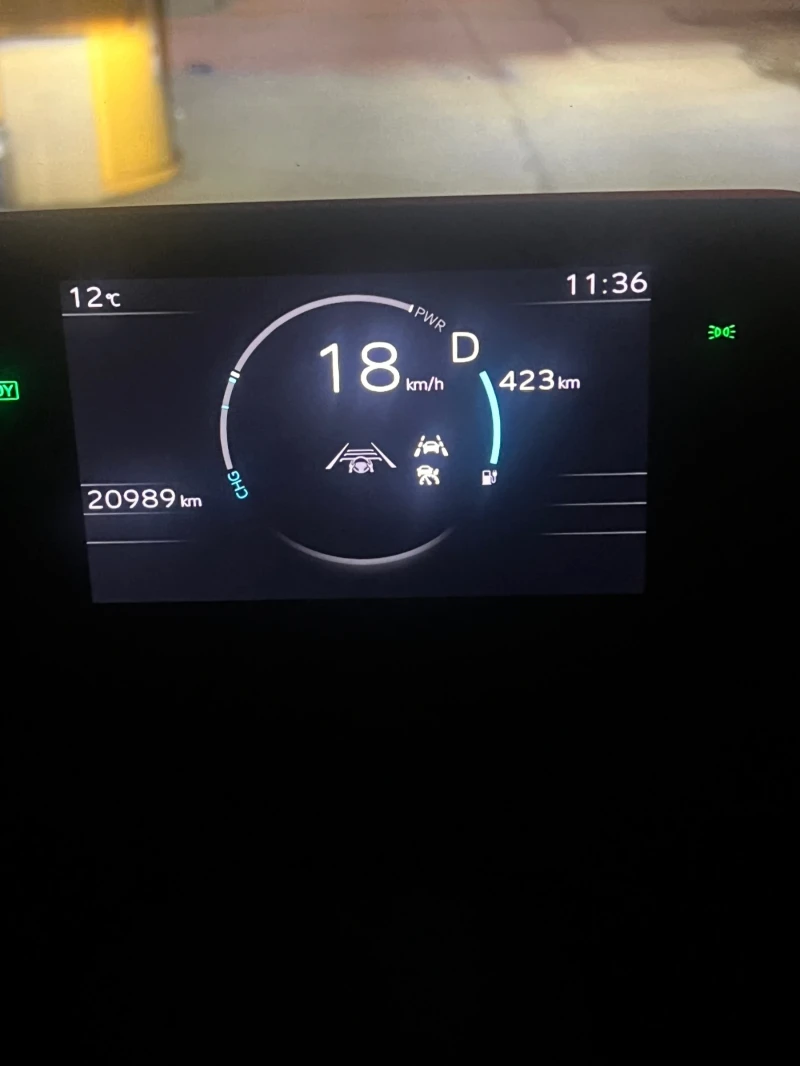 Toyota bZ4X, снимка 9 - Автомобили и джипове - 52077752