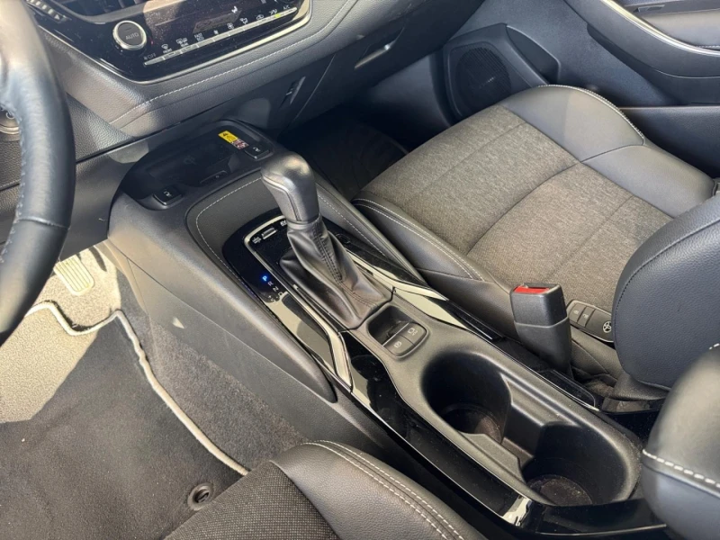 Toyota Corolla 2.0* TEAM-D* CAM* KEYLESS* DISTR* , снимка 14 - Автомобили и джипове - 52688168