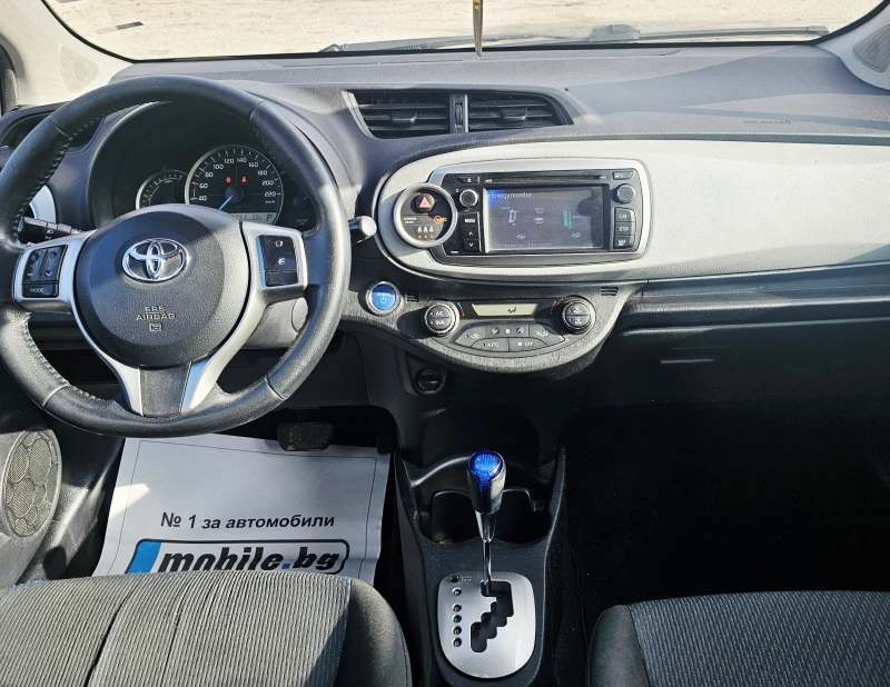 Toyota Yaris, снимка 9 - Автомобили и джипове - 52770560