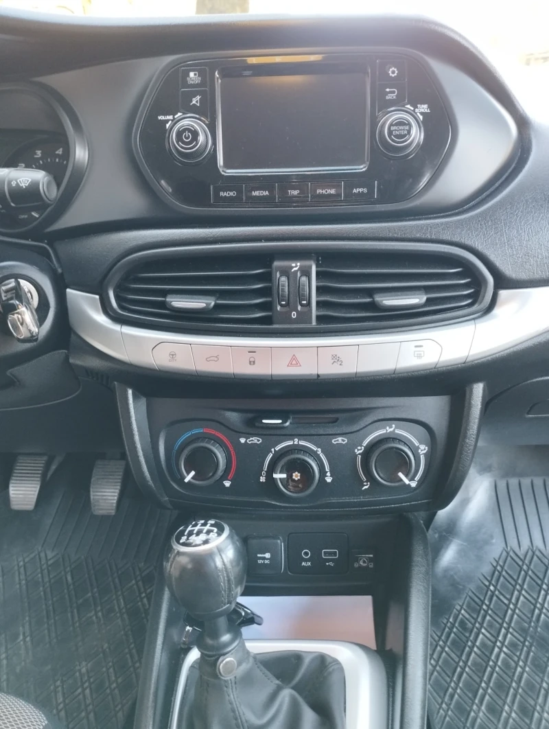 Fiat Tipo, снимка 11 - Автомобили и джипове - 52954219