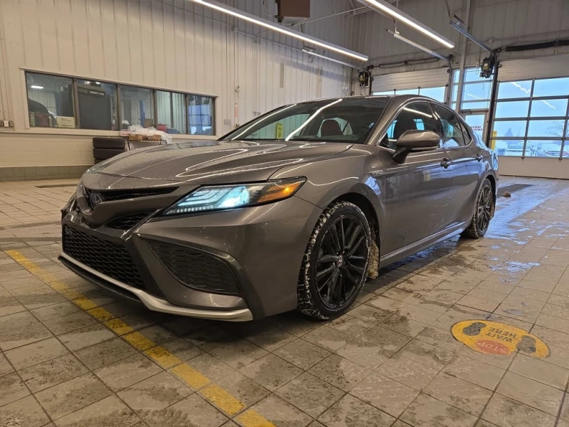 Toyota Camry Hybrid XSE  CARFAX