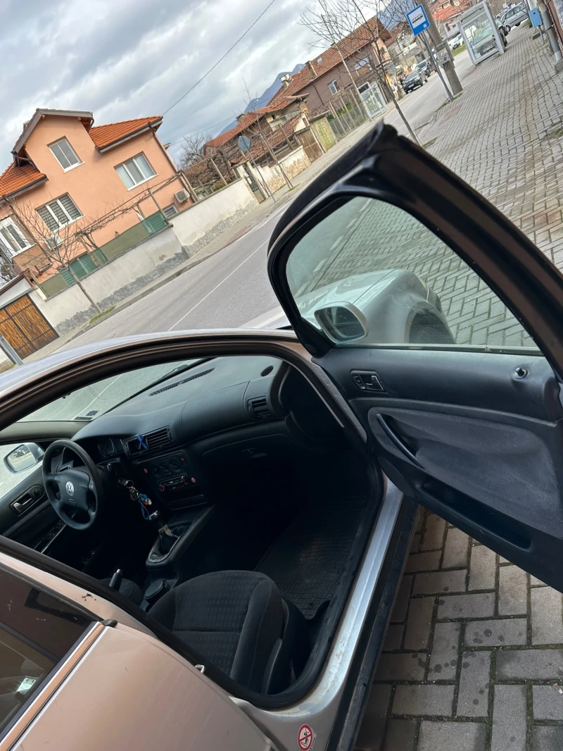 VW Passat Чип, снимка 16 - Автомобили и джипове - 53122845