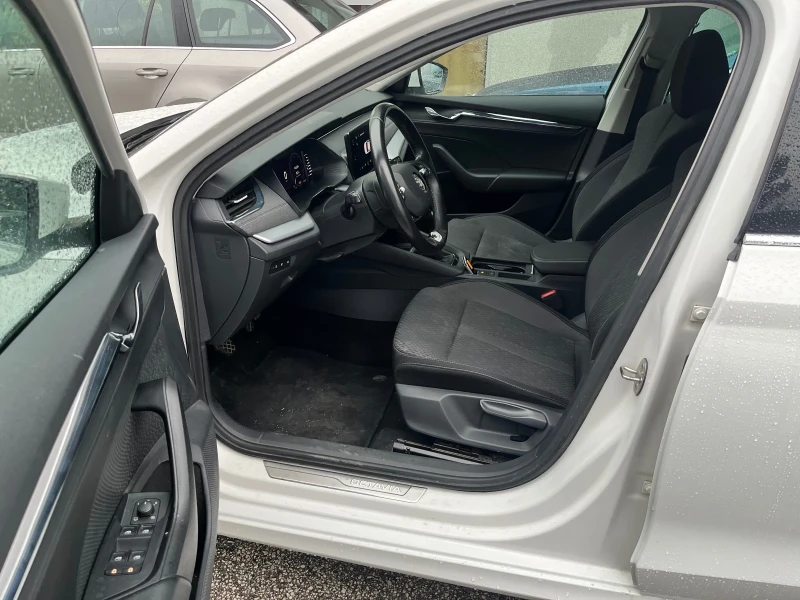 Skoda Octavia 2.0TDI, снимка 6 - Автомобили и джипове - 53247802