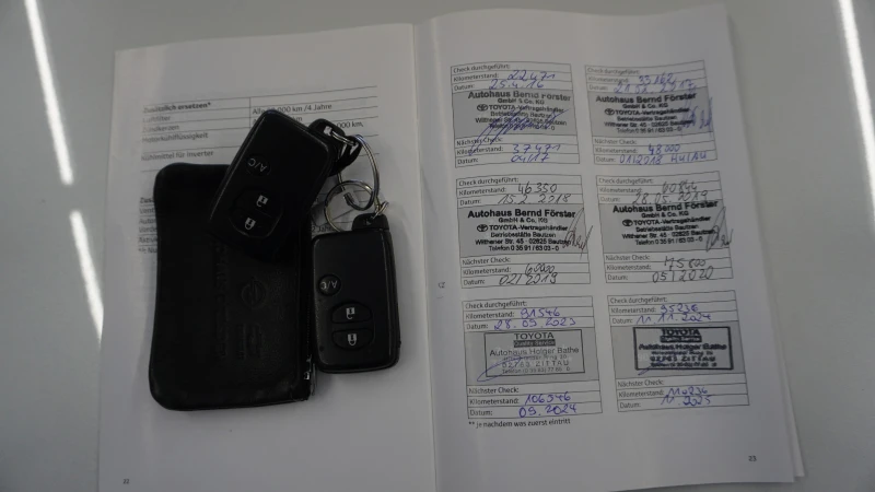 Toyota Prius, снимка 15 - Автомобили и джипове - 53297258