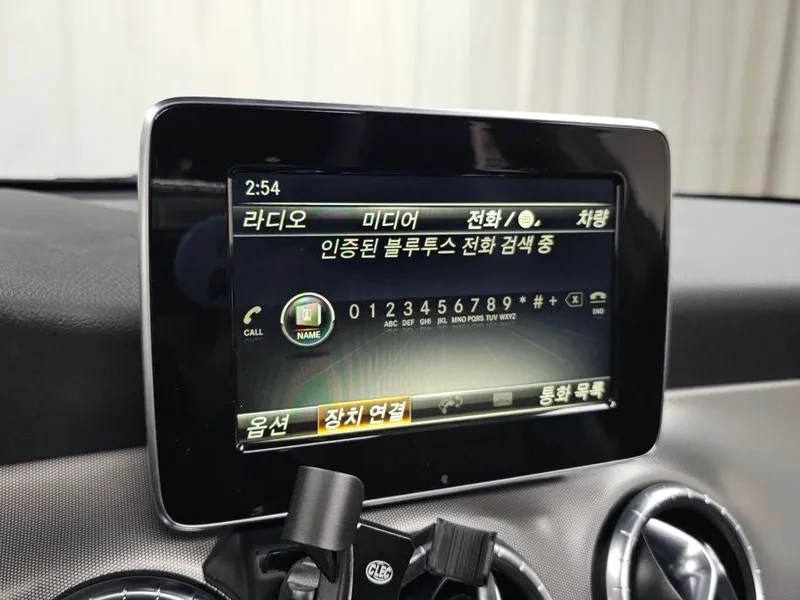 Mercedes-Benz CLA 2.5, снимка 16 - Автомобили и джипове - 54287723