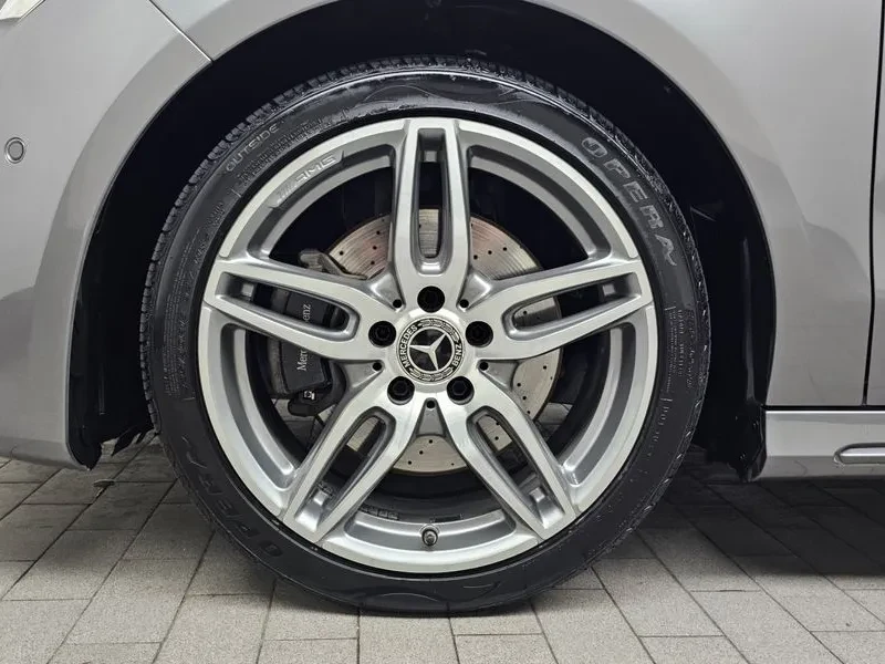 Mercedes-Benz CLA 2.5, снимка 5 - Автомобили и джипове - 54287723