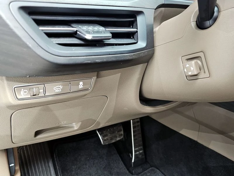 Kia K8 * 2.5* БЕНЗИН* ОБДУХВАНЕ* ЦЕНАДОБГ!, снимка 14 - Автомобили и джипове - 55594992