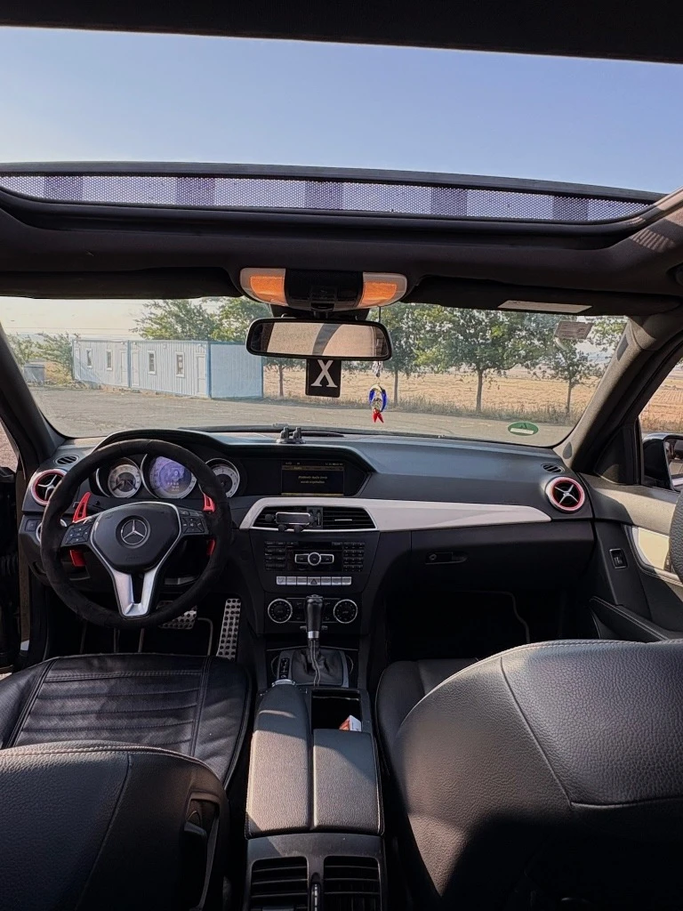 Mercedes-Benz C 220, снимка 5 - Автомобили и джипове - 55878004