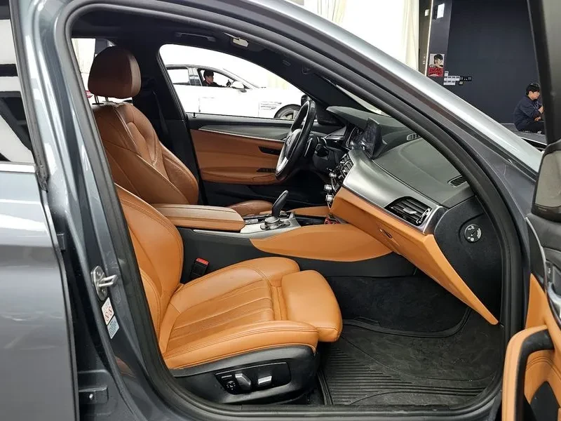 BMW 520 XDRIVE/KEYLESS/DISTONIC/HEAD UP/������� | Mobile.bg � ����������� 11