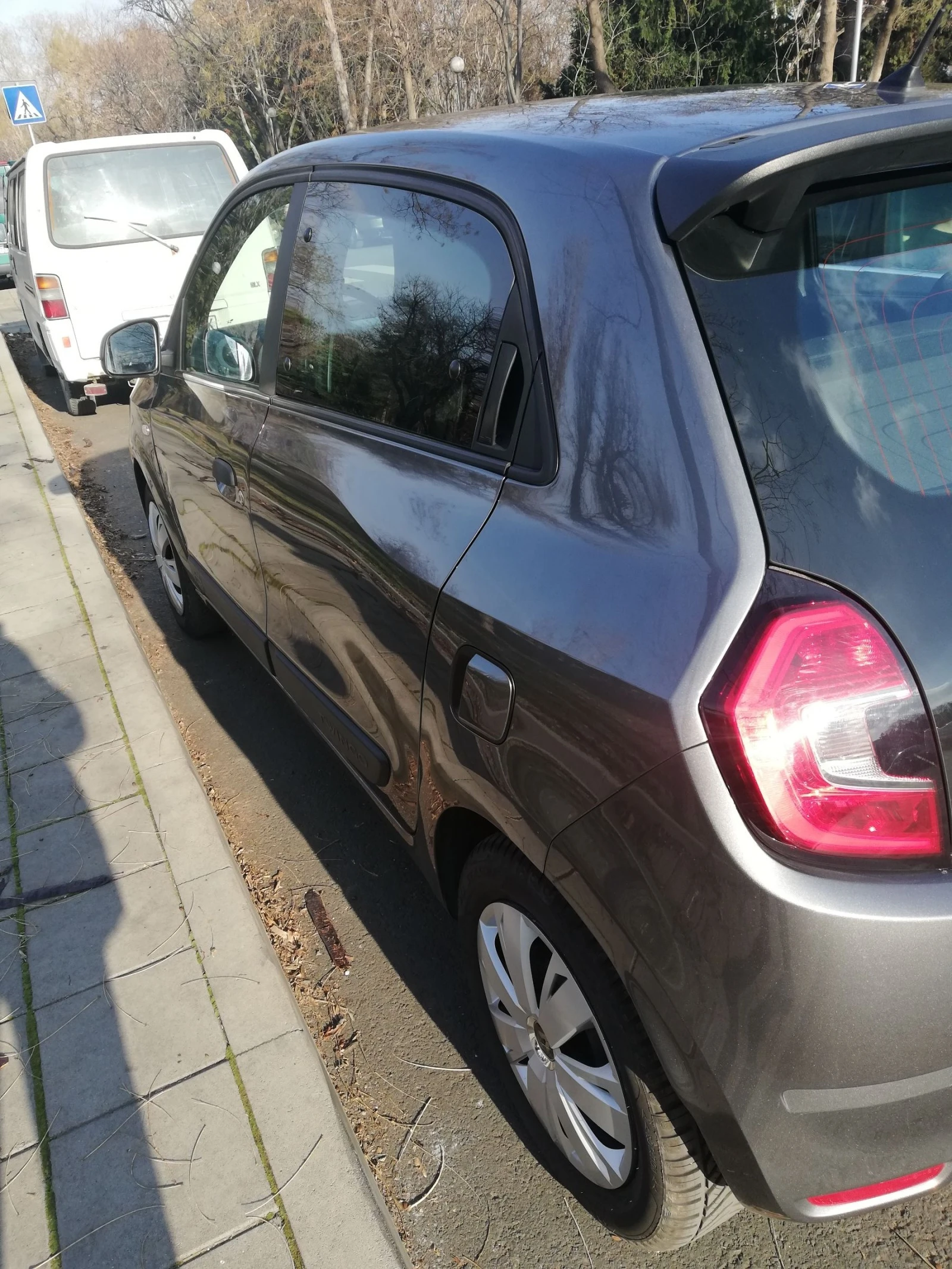 Renault Twingo 1.0 SCe lll EU 6D - изображение 3