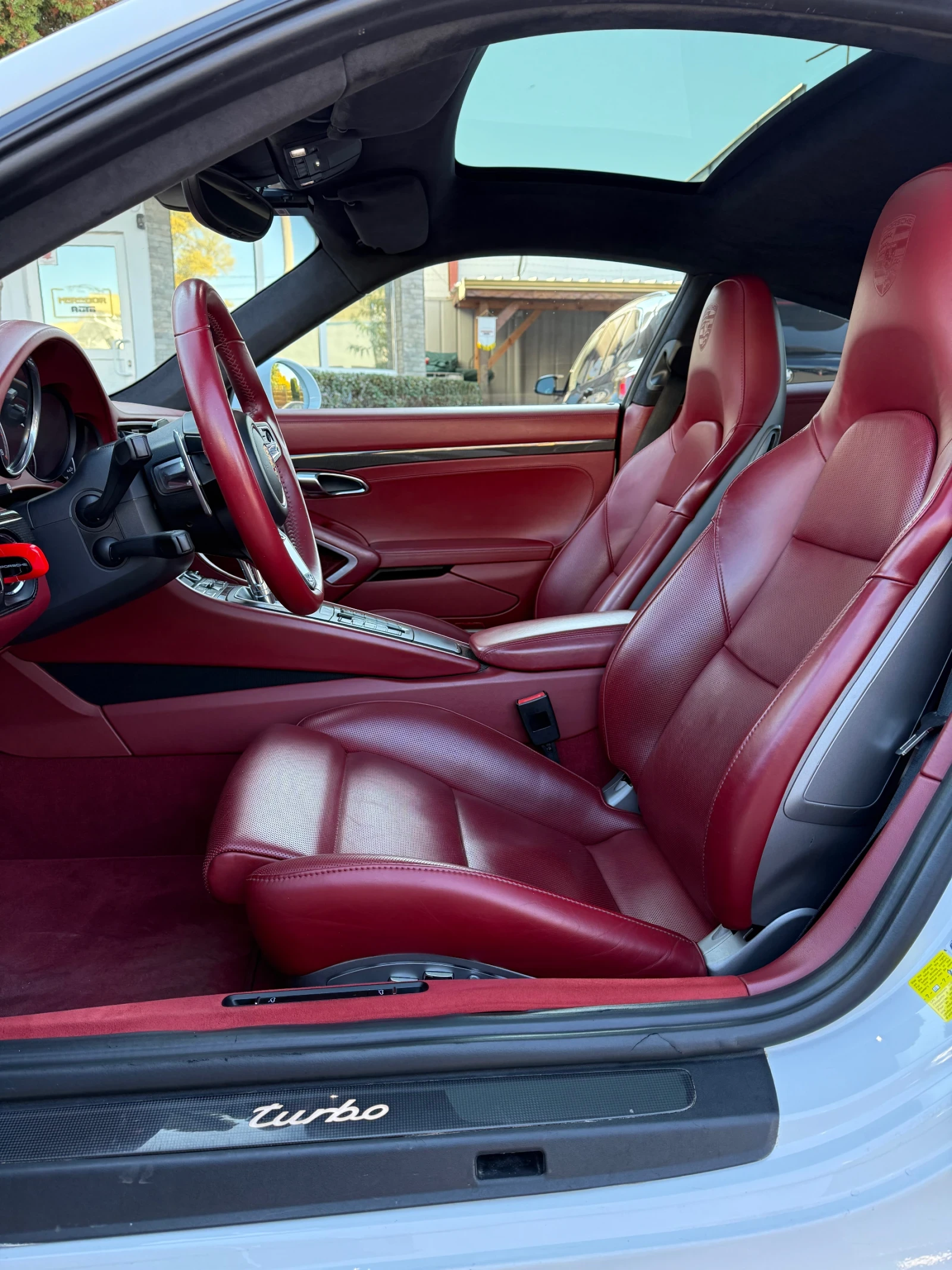 Porsche 911 Turbo  | Mobile.bg   12