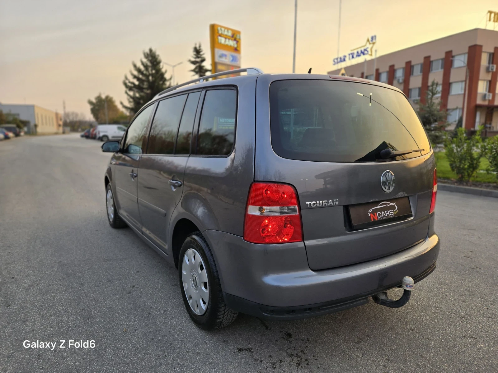 VW Touran 1.6 FSI - изображение 5