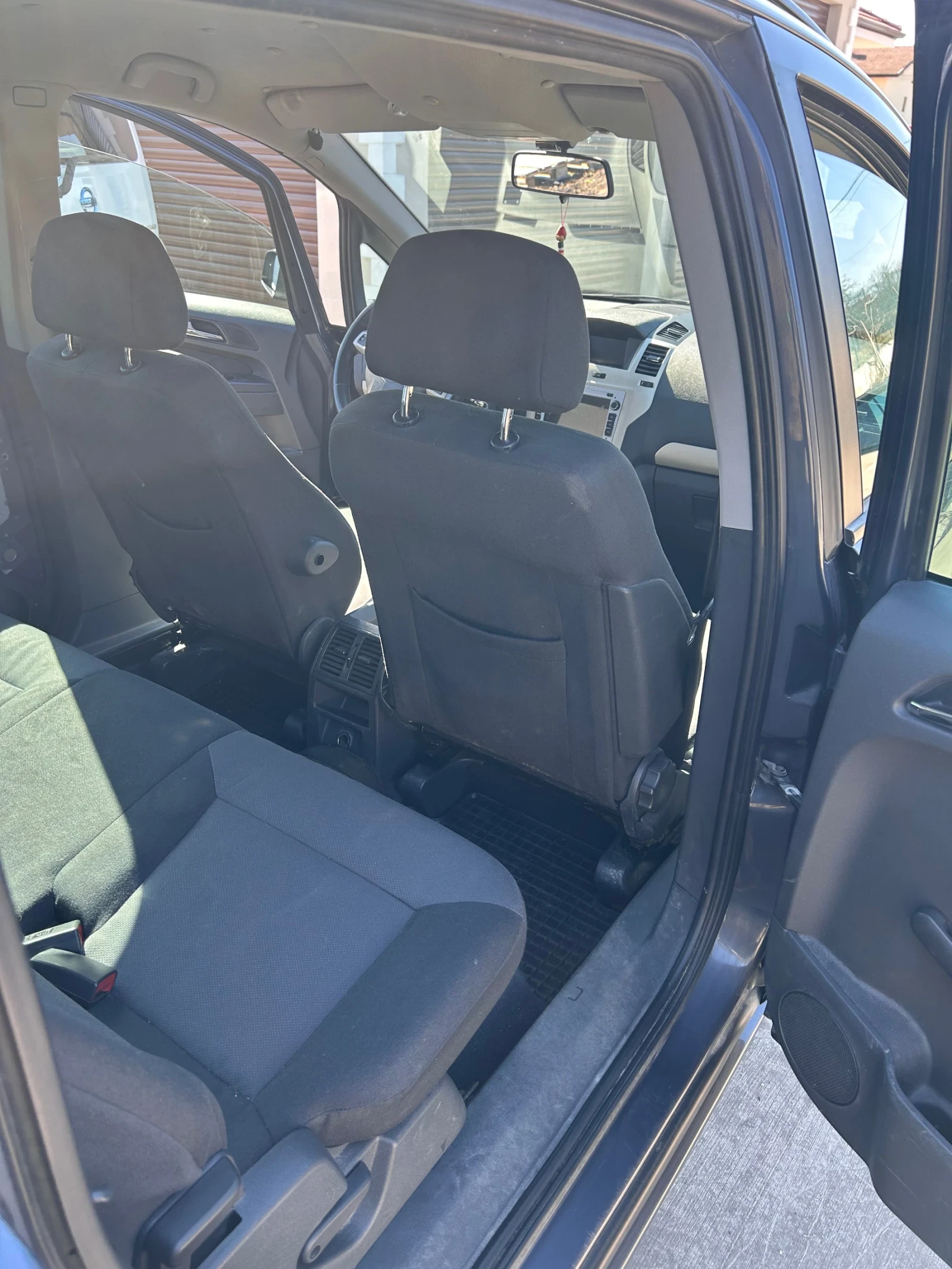 Opel Zafira  - изображение 7