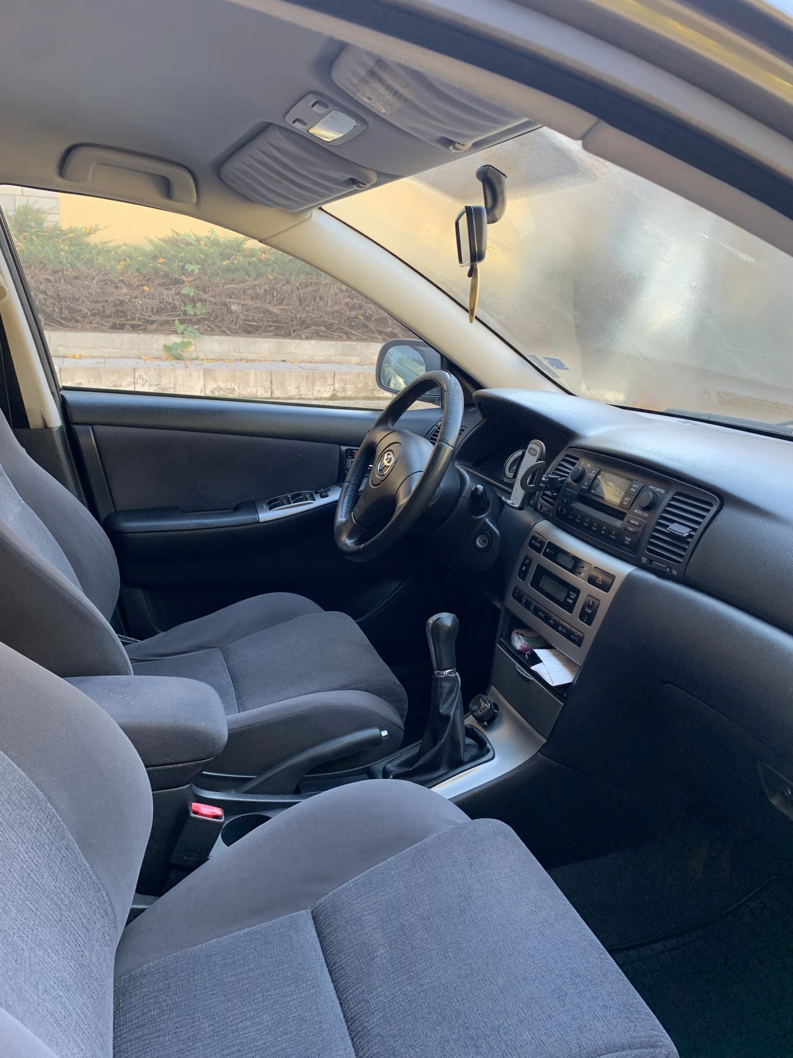 Toyota Corolla  - изображение 7