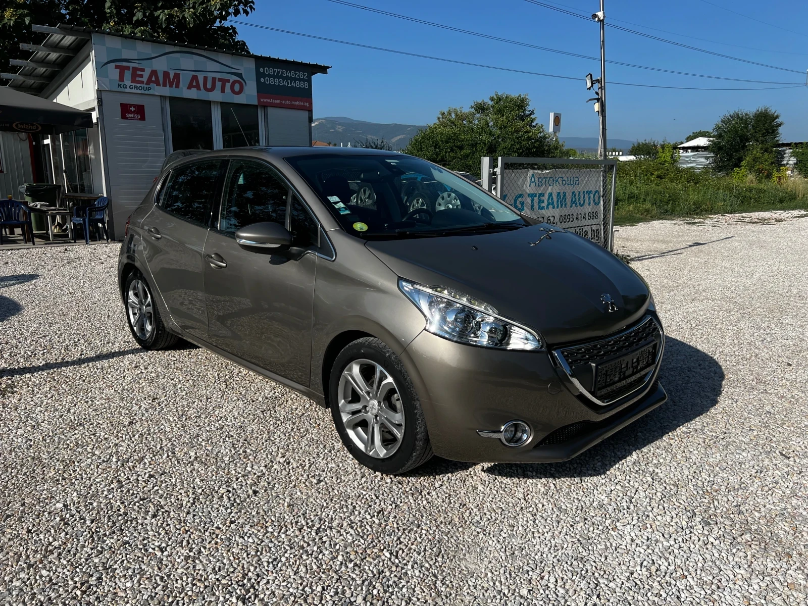 Peugeot 208 1.6 E-HDI 176000KM - изображение 4