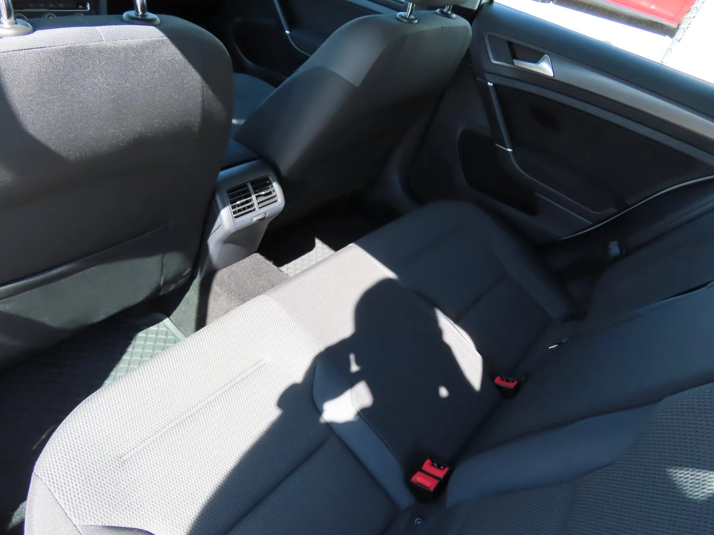 VW Golf Variant Comfortline 1.6TDI BMT | Mobile.bg — изображение 11