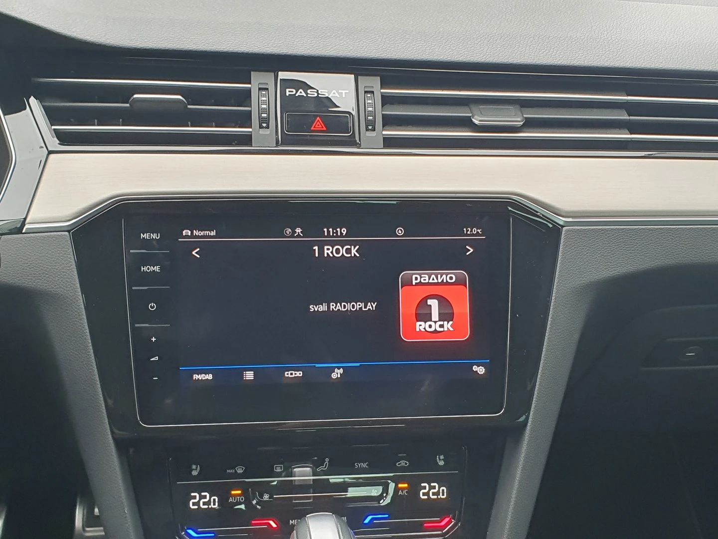 VW Passat 2.0TDI SCR 4MOT DSG - изображение 8