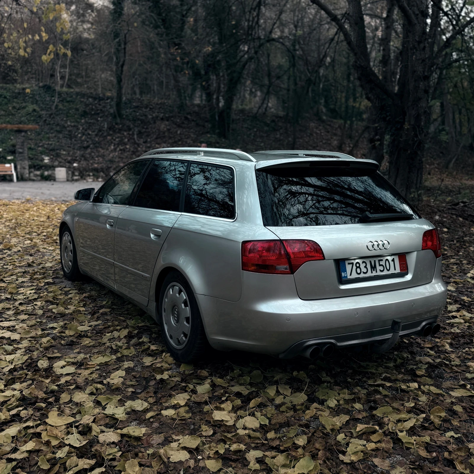 Audi A4 2.0 - изображение 6