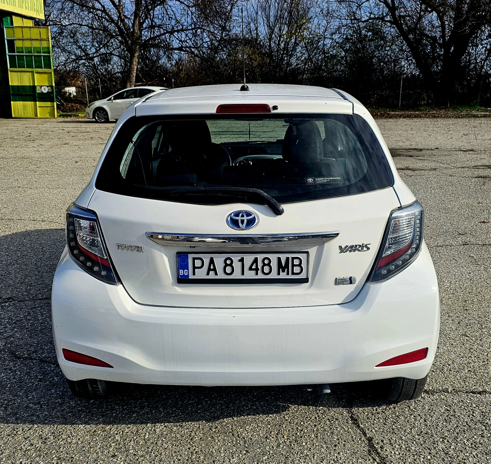 Toyota Yaris  - изображение 3