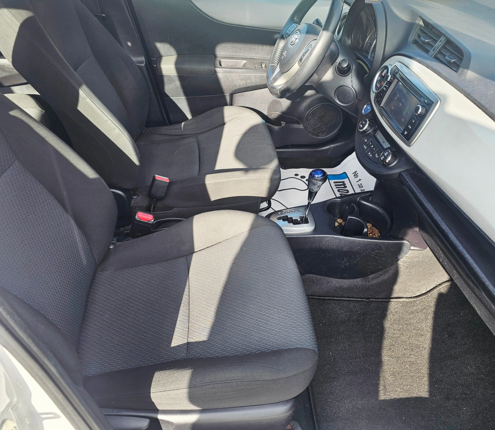 Toyota Yaris  - изображение 10