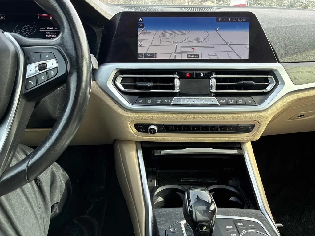 BMW 330 * 330i xDrive * CARFAX * ЦЕНА ДО БГ - изображение 9